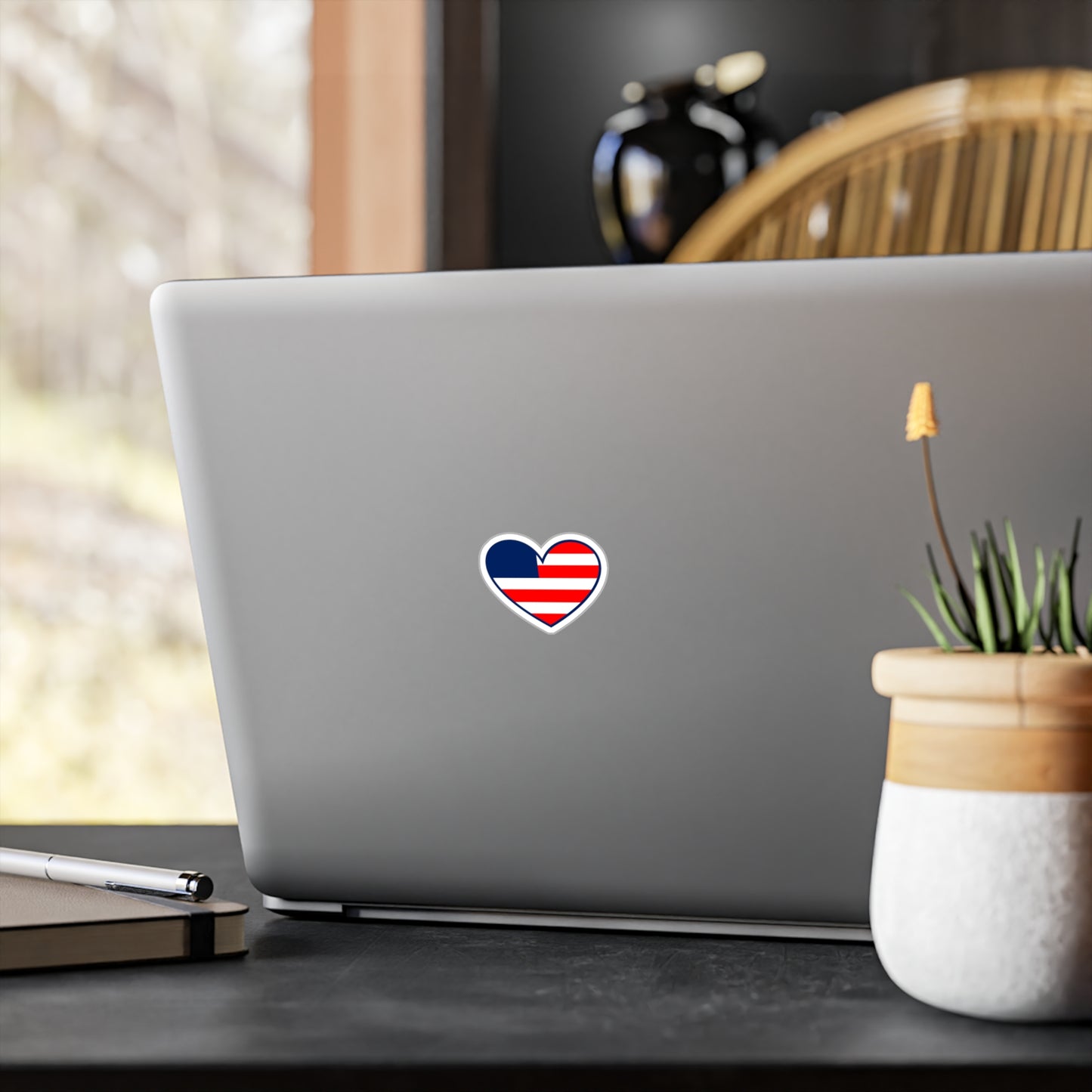 FDT Freedom Heart Sticker